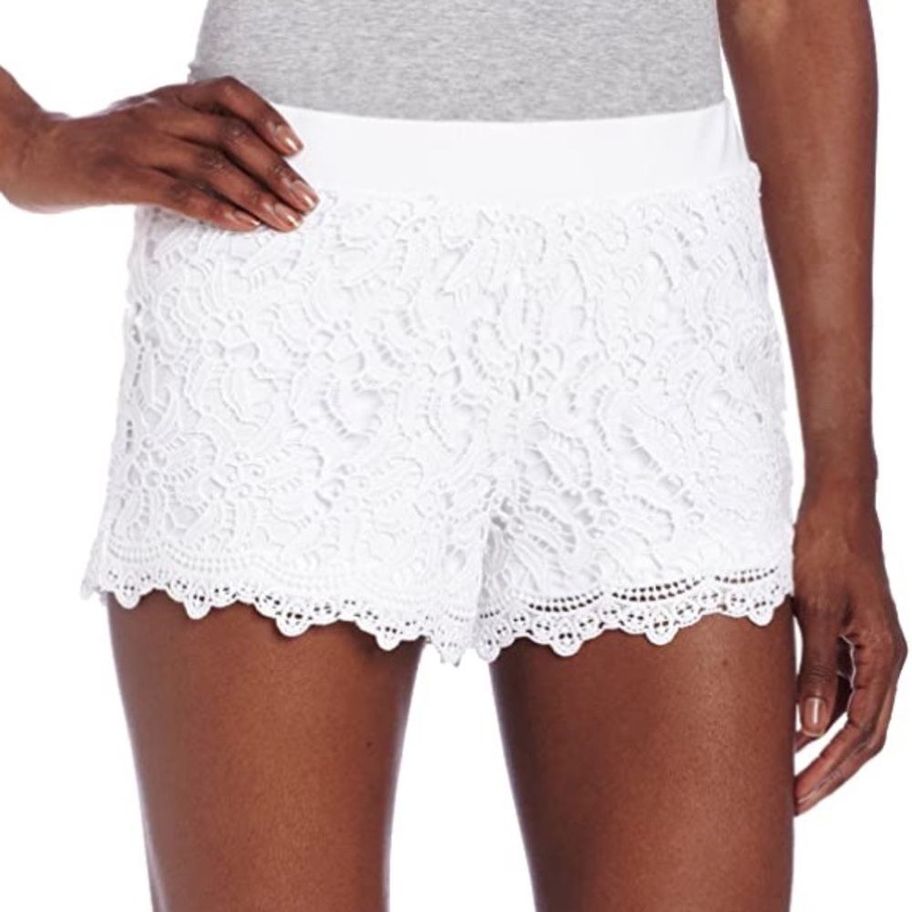 Lilly Pulitzer Lacie Short Resort White